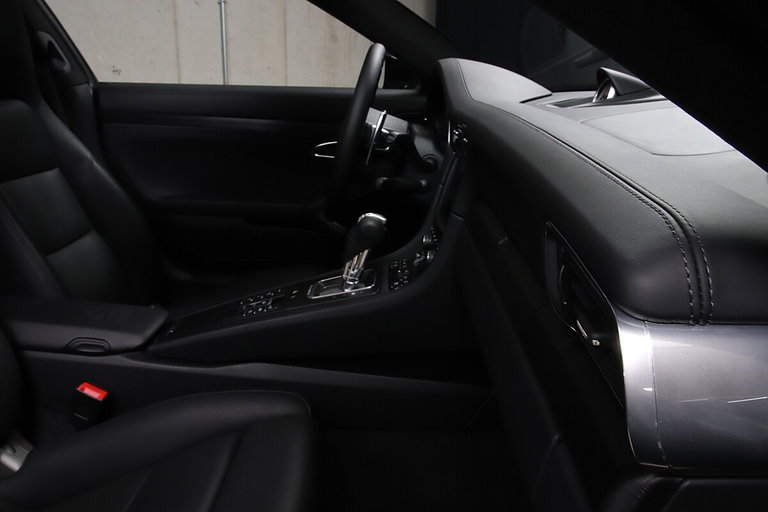 Porsche 991 Carrera 4 GTS