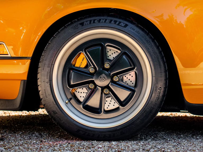 Porsche 911 Reimagined by Singer