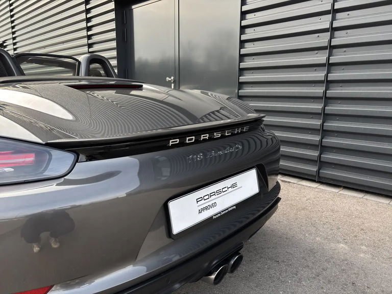 Porsche 718 Boxster S