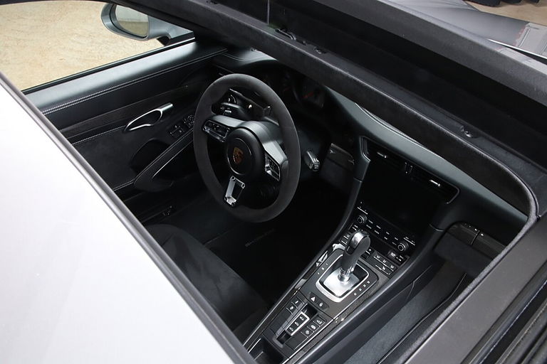 Porsche 991.2 Carrera GTS