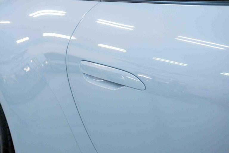 Porsche 992 Carrera GTS