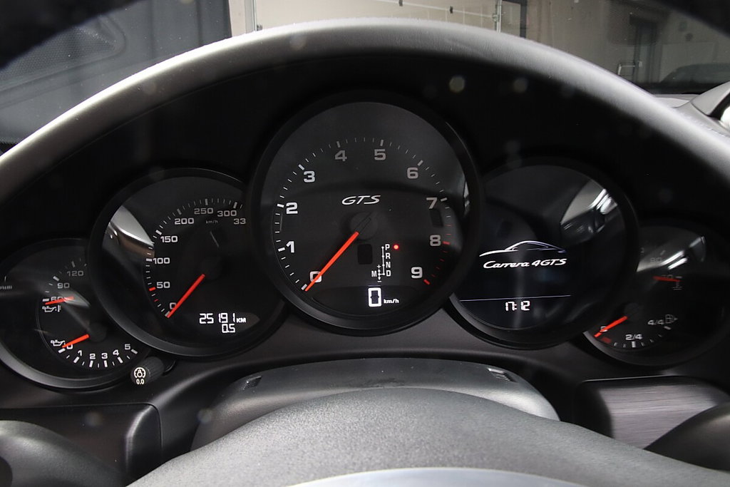 Porsche 991 Carrera 4 GTS