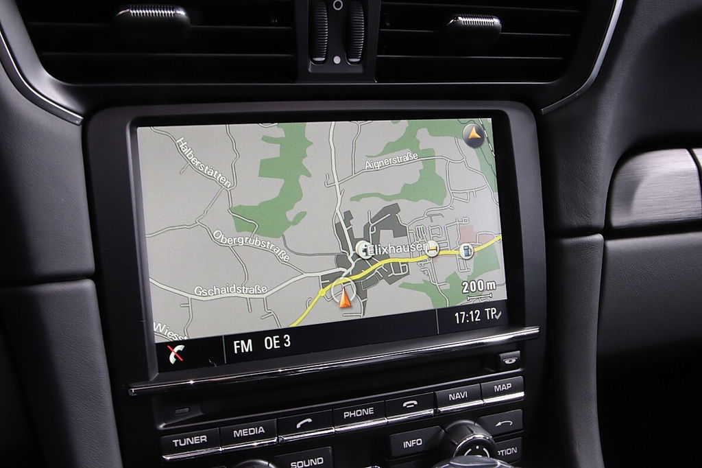 Porsche 991 Carrera 4 GTS