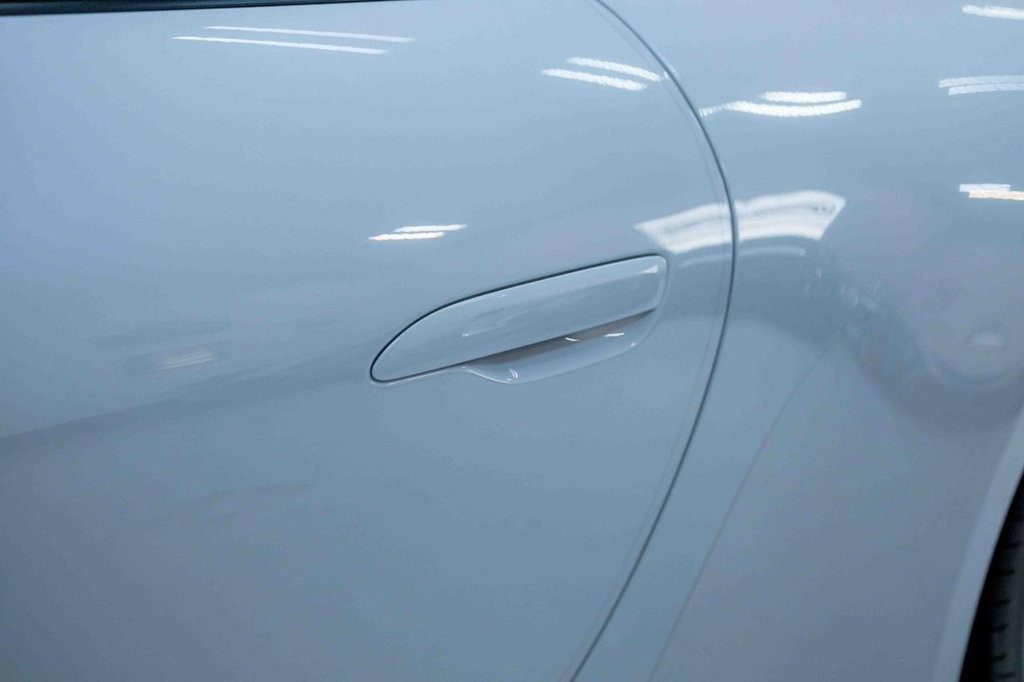 Porsche 992 Carrera GTS