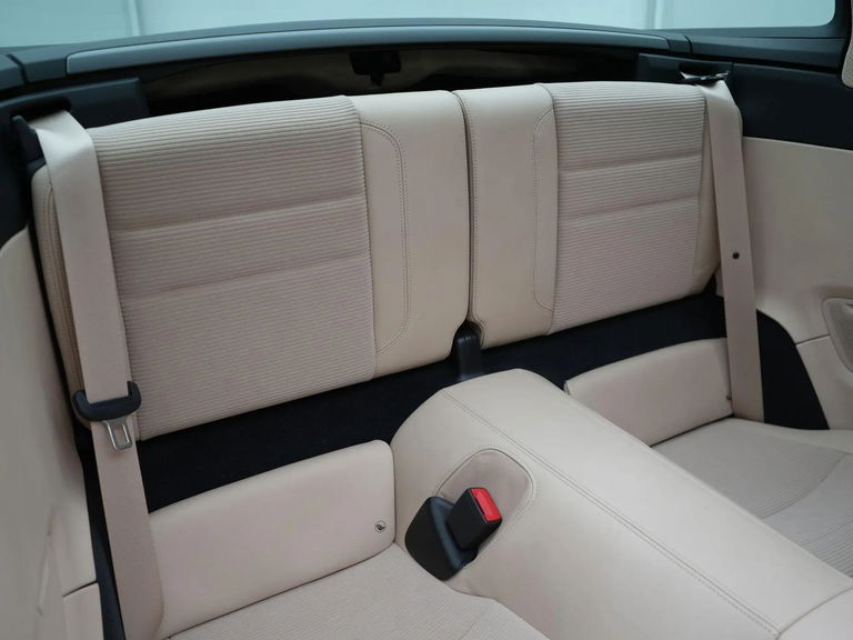 Porsche 992 Heritage Design Edition