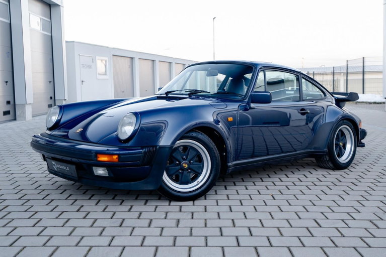 Porsche 911 Turbo 3.3