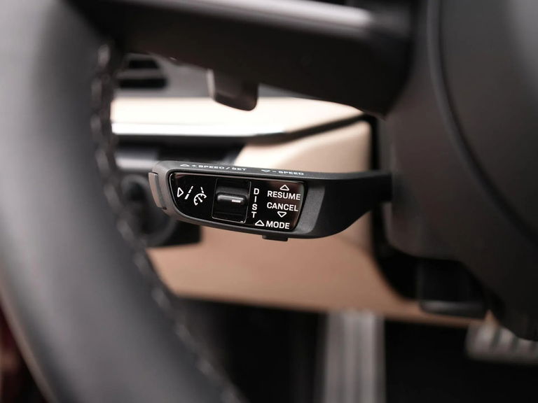 Porsche 992 Heritage Design Edition