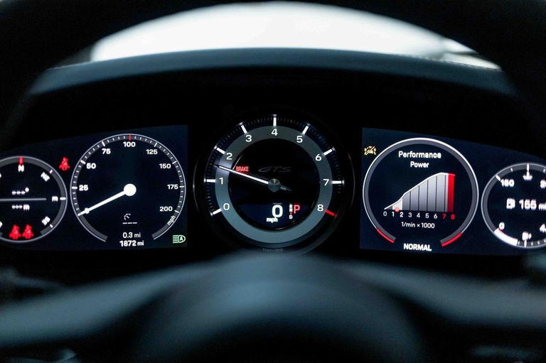 Porsche 992 Carrera GTS