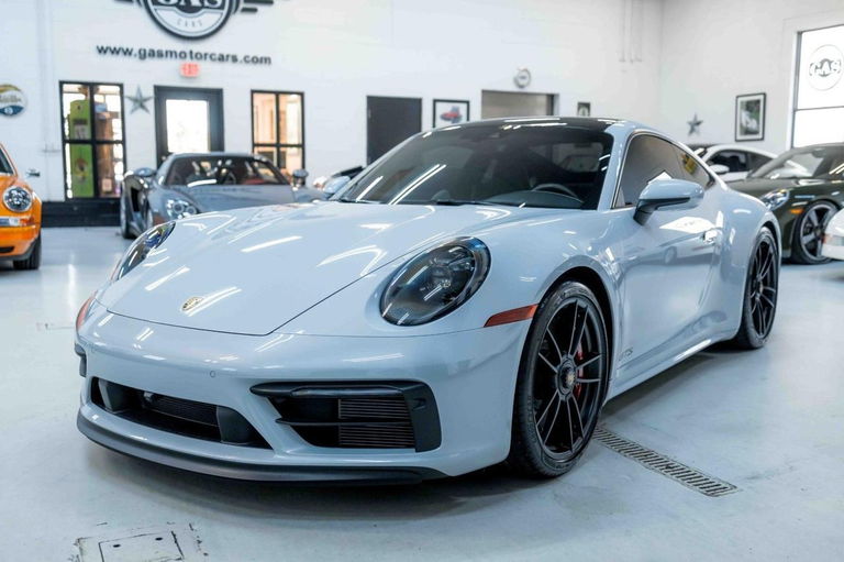 Porsche 992 Carrera GTS