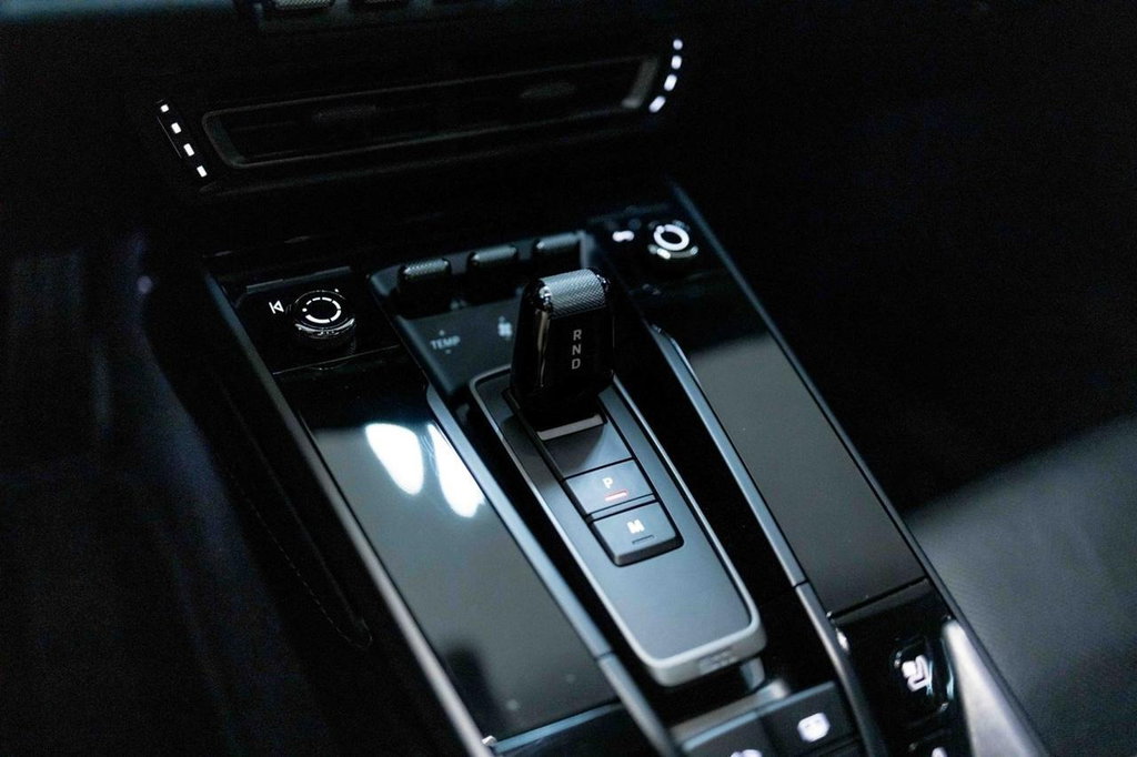 Porsche 992 Carrera GTS