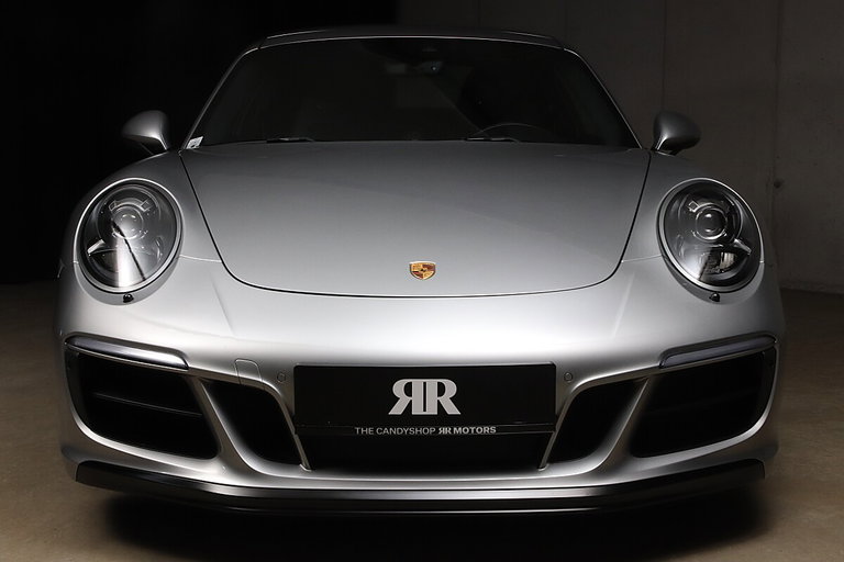 Porsche 991.2 Carrera GTS
