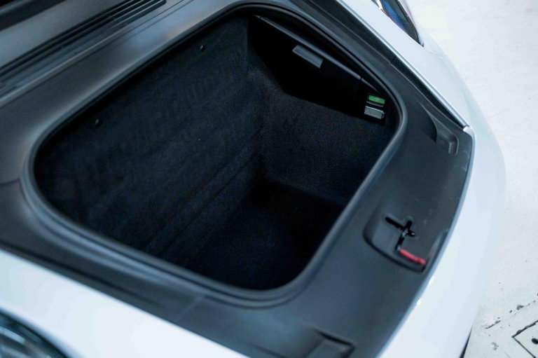 Porsche 992 Carrera GTS