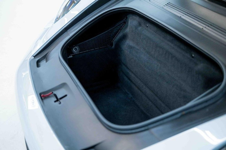 Porsche 992 Carrera GTS