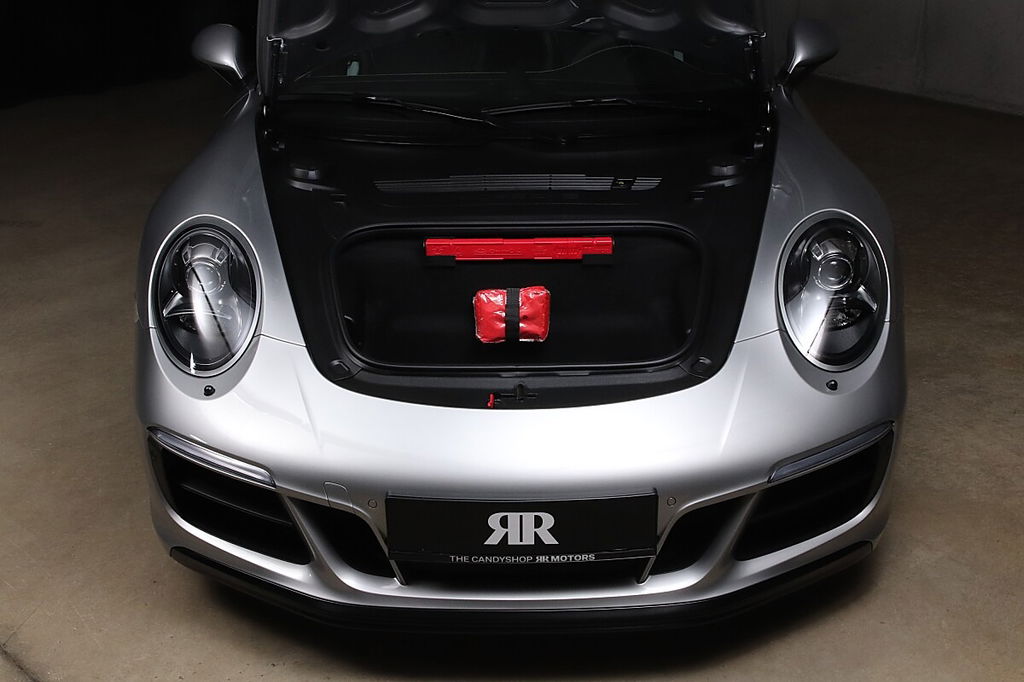 Porsche 991.2 Carrera GTS