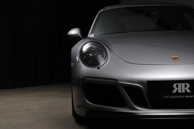 Porsche 991.2 Carrera GTS