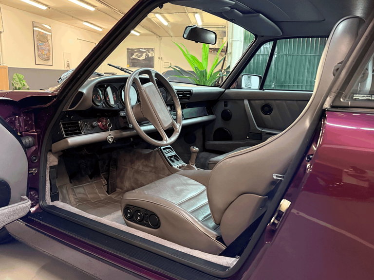 Porsche 964 Carrera 4