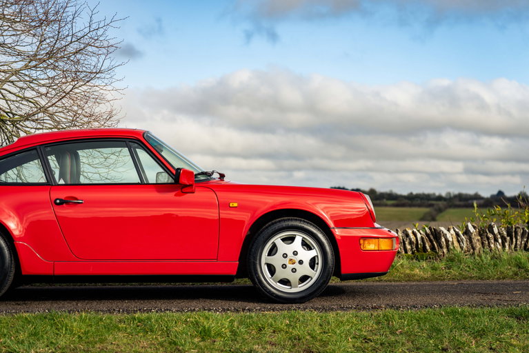 Porsche 964 Carrera 4