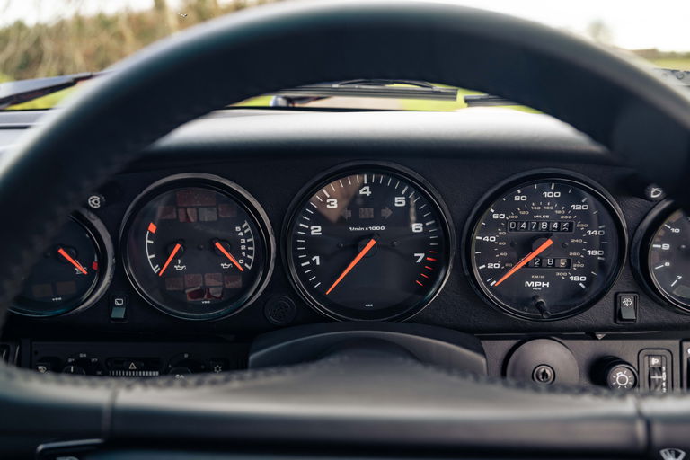 Porsche 964 Carrera 4