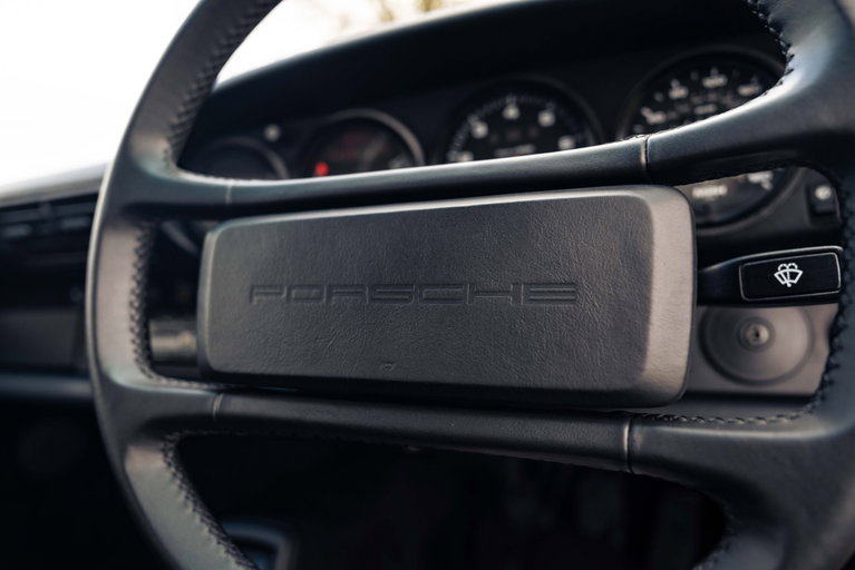 Porsche 964 Carrera 4