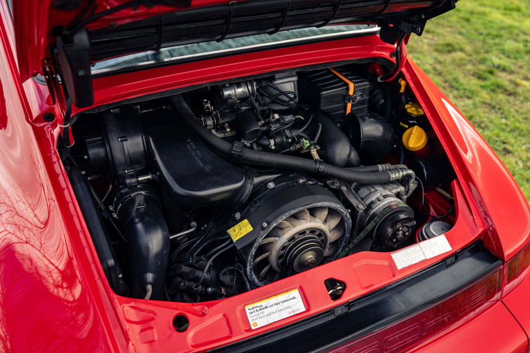 Porsche 964 Carrera 4