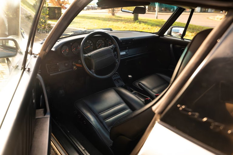 Porsche 964 Carrera 2