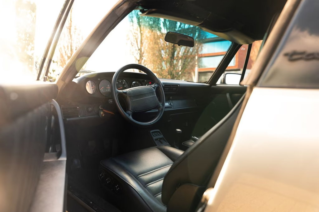 Porsche 964 Carrera 2