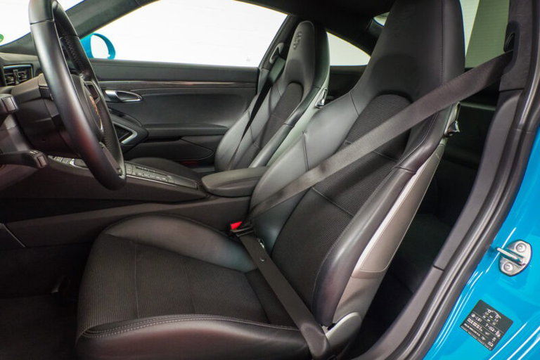 Porsche 991.2 GT3 Touring