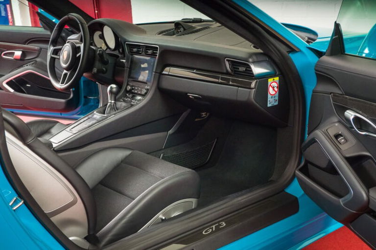 Porsche 991.2 GT3 Touring