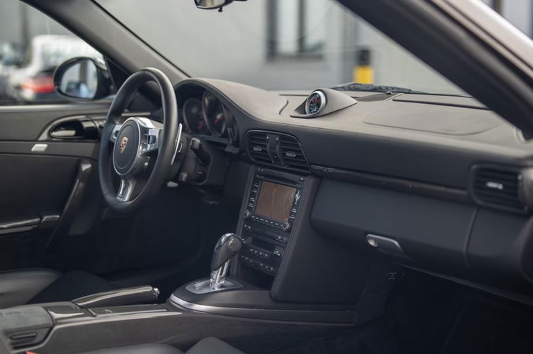 Porsche 997.2 Carrera GTS