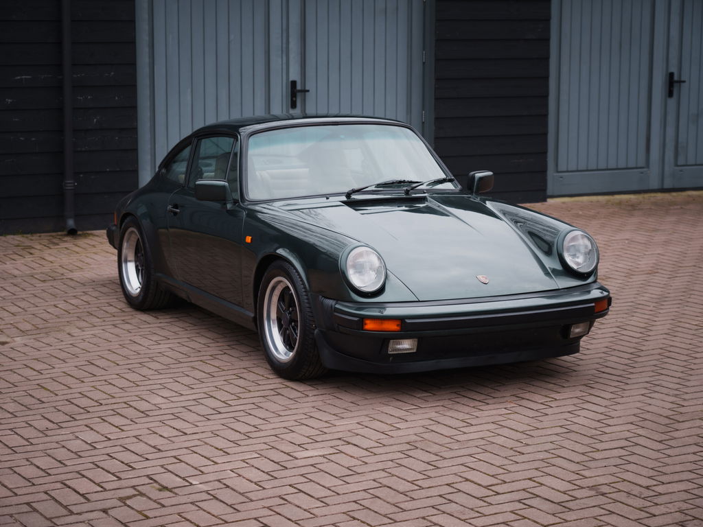 Porsche 911 Carrera 3.2