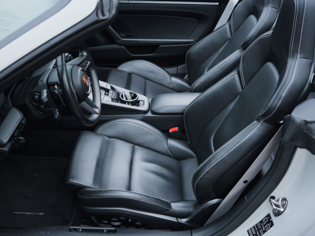 Porsche 992 Carrera S