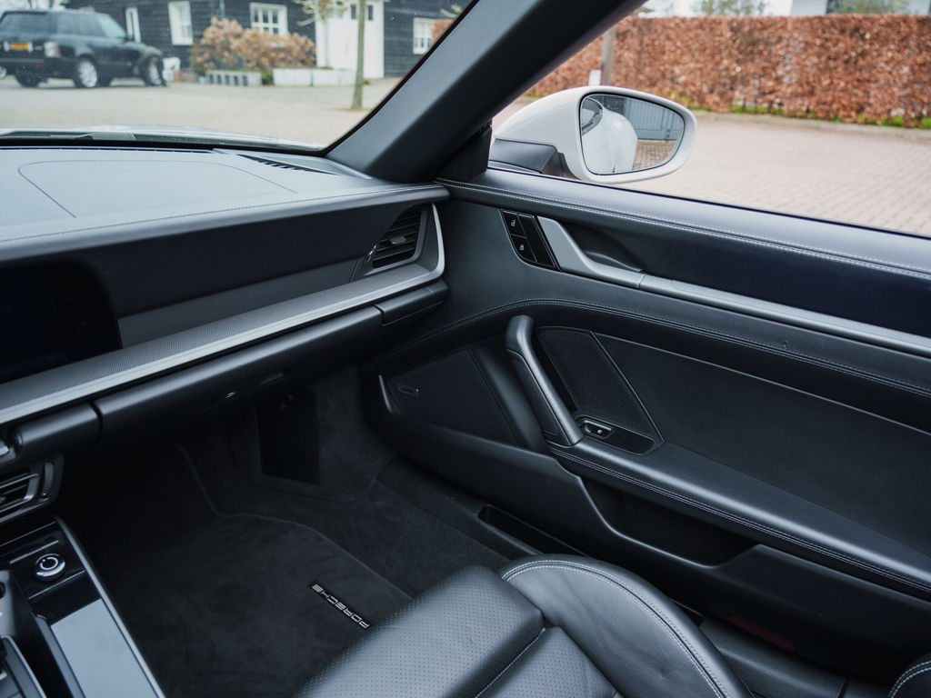 Porsche 992 Carrera S