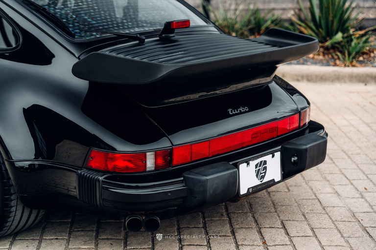 Porsche 911 Turbo 3.3 (US)