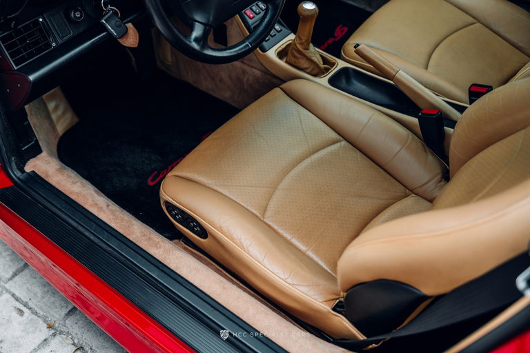 Porsche 993 Carrera 4S