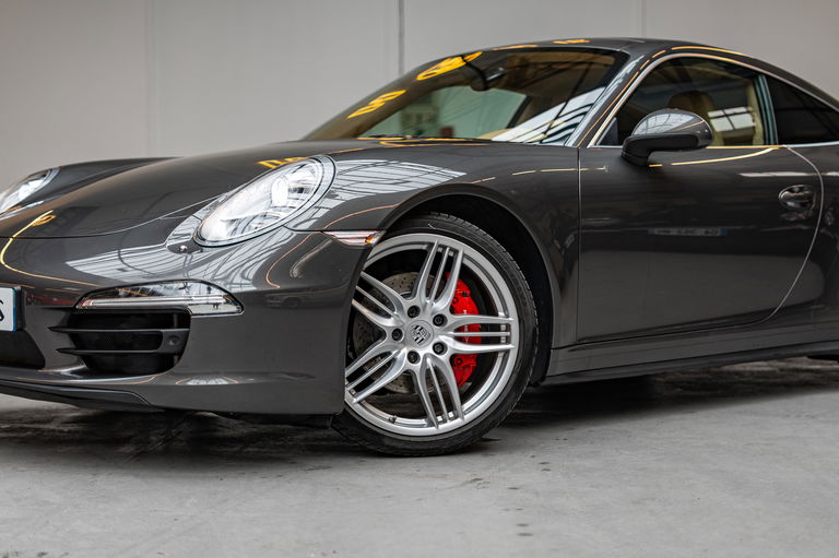 Porsche 991 Carrera 4S