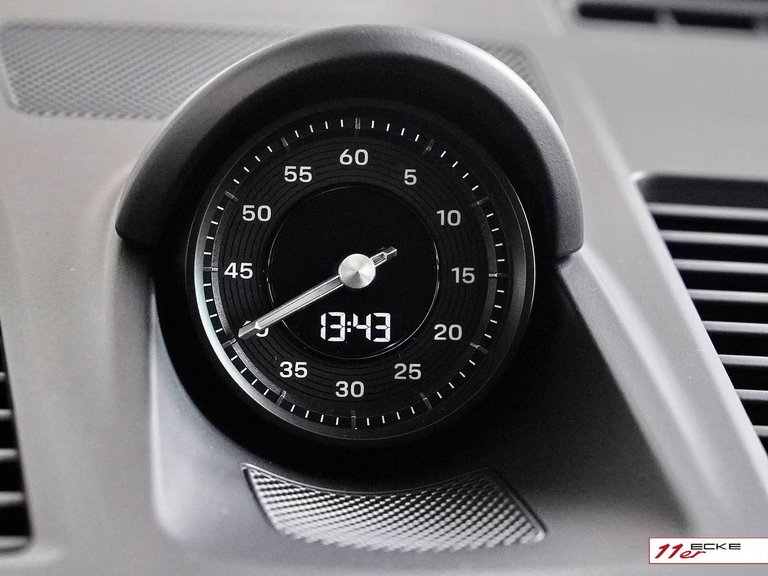 Porsche 992.2 Carrera GTS