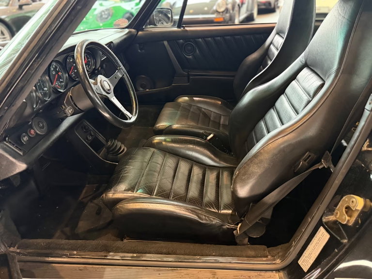 Porsche 911 Turbo 3.0 (US)