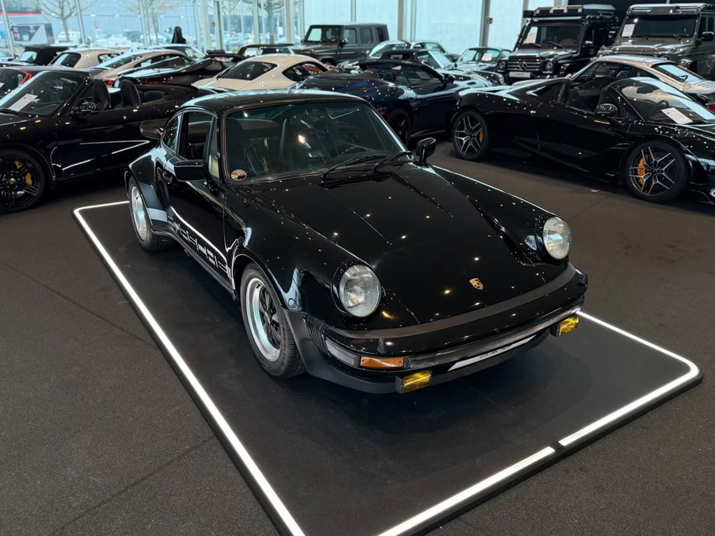 Porsche 911 Turbo 3.0 (US)