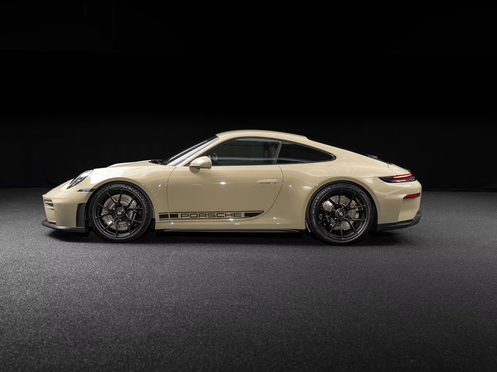 Porsche 992.2 GT3 Touring