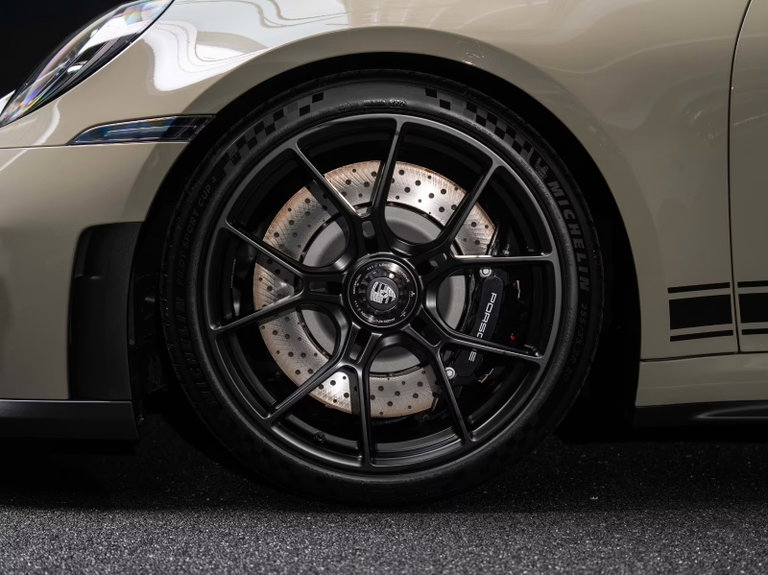 Porsche 992.2 GT3 Touring