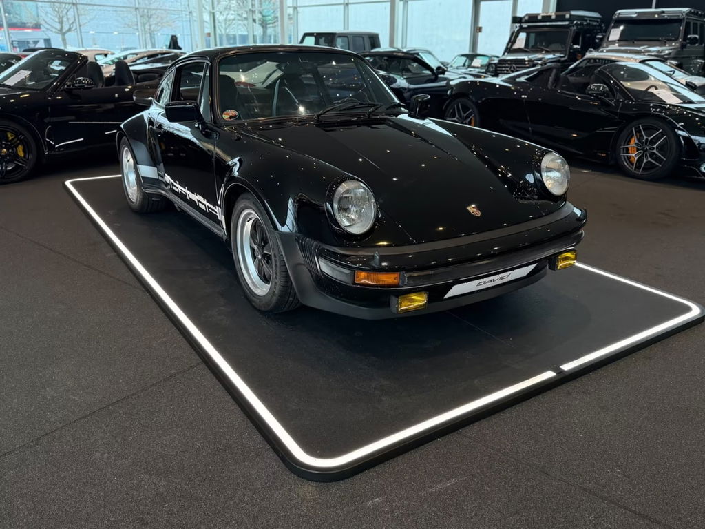 Porsche 911 Turbo 3.0 (US)