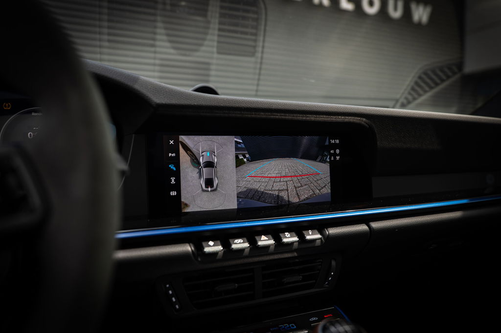 Porsche 992.2 Carrera T