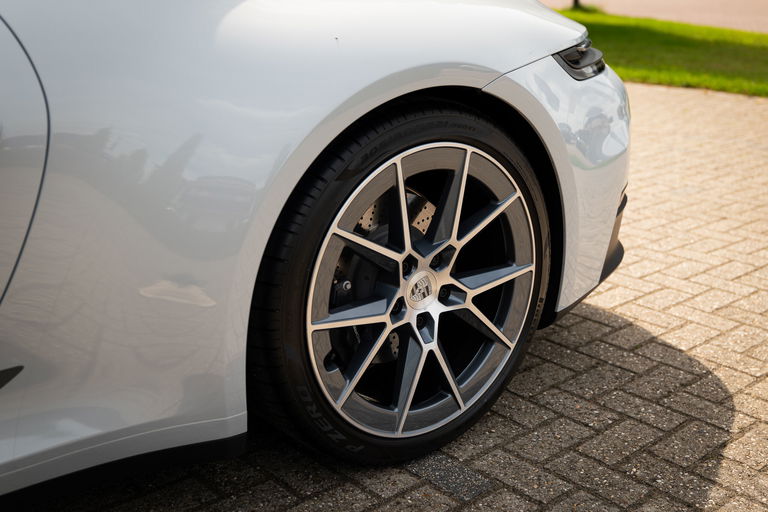 Porsche 992.2 Carrera T