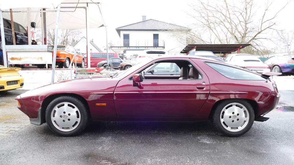 Porsche 928 S