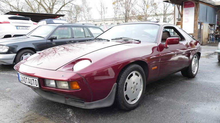 Porsche 928 S