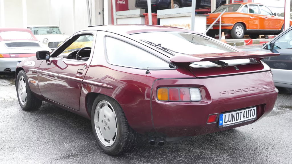 Porsche 928 S
