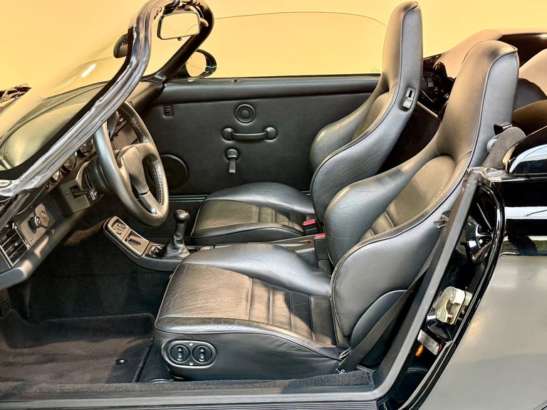 Porsche 964 Carrera 2 Speedster