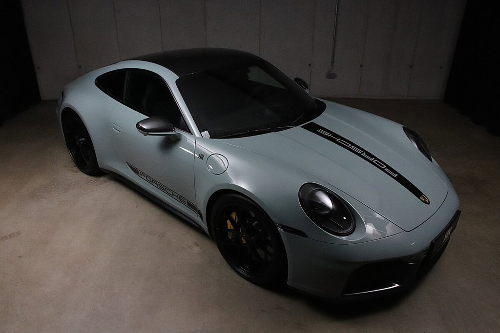Porsche 992.2 Carrera 4 GTS