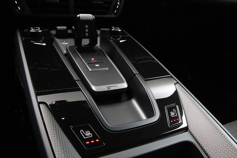 Porsche 992.2 Carrera 4 GTS