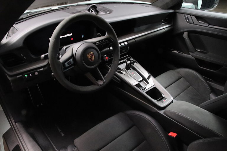 Porsche 992.2 Carrera 4 GTS